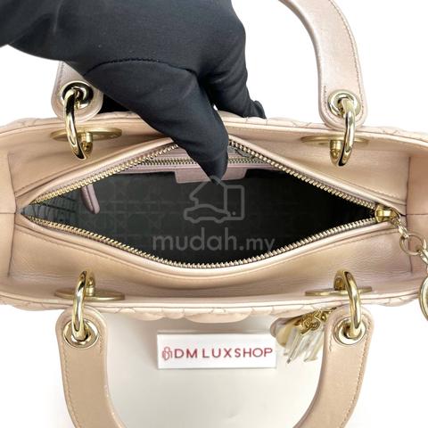 Carousel Image