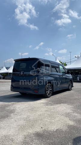 2023 Toyota VOXY 2.0 S-Z (A) - 2