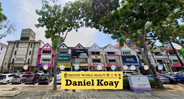 | Face Main Road | Ground Floor 1650sf Near Sunway Carnival 1