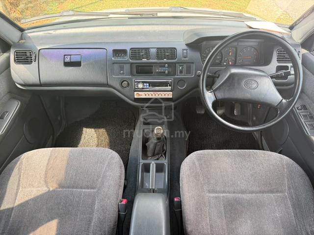 1999 Toyota UNSER 1.8 GLi (M) - 4