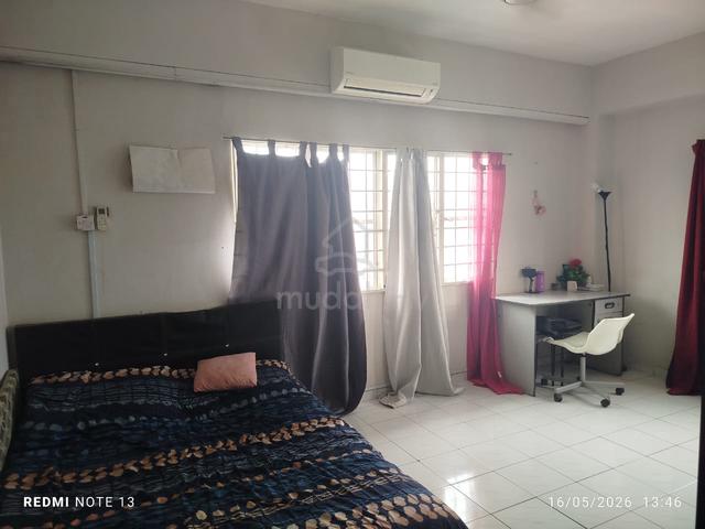 Master Bedroom Endah Ria 1