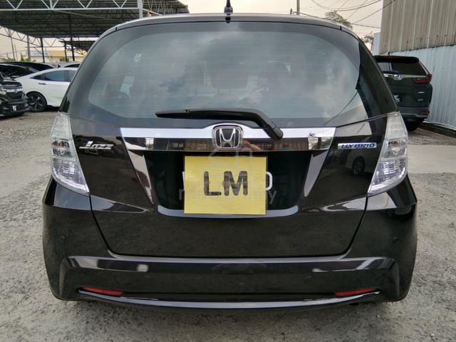R /2014/ Honda JAZZ 1.3 HYBRID FACELIFT (A) - 4
