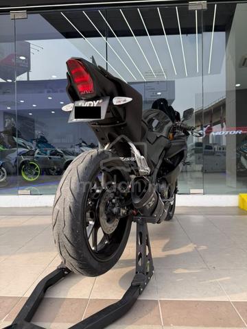 2019 Yamaha R15 ( 100% ENJIN SEDAP ) FULL LOAN - photo 5 of 13