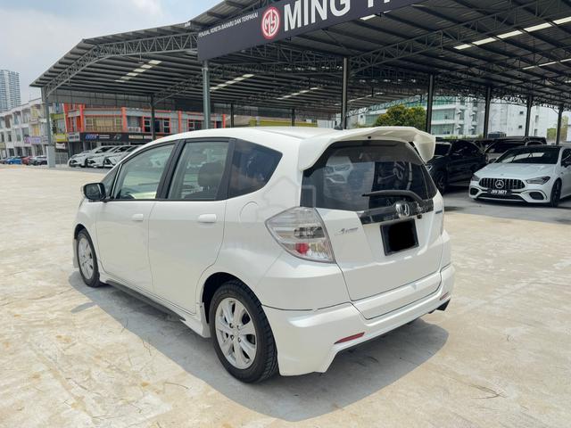 2012 Honda JAZZ 1.3 (HYBRID) FACELIFT (A) - 5