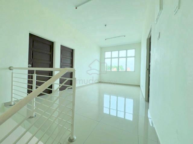 Jawi Sungai Bakap Double Storey Semi D Corner Lot Offer 720k only 1