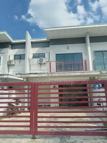 Fully Furnished Air-Cond Single Room with private Bathroom for RENT !! 1