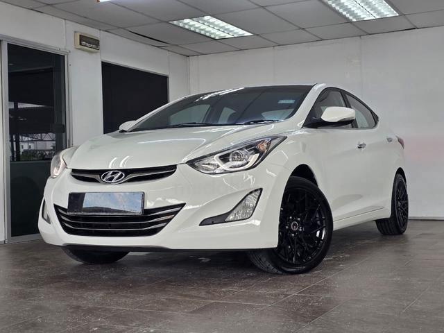 2015 Hyundai ELANTRA 1.8 PREMIUM (A) - 2
