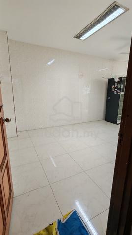 Taman Chi liung(Half space of house) for Rent (Read description)  1