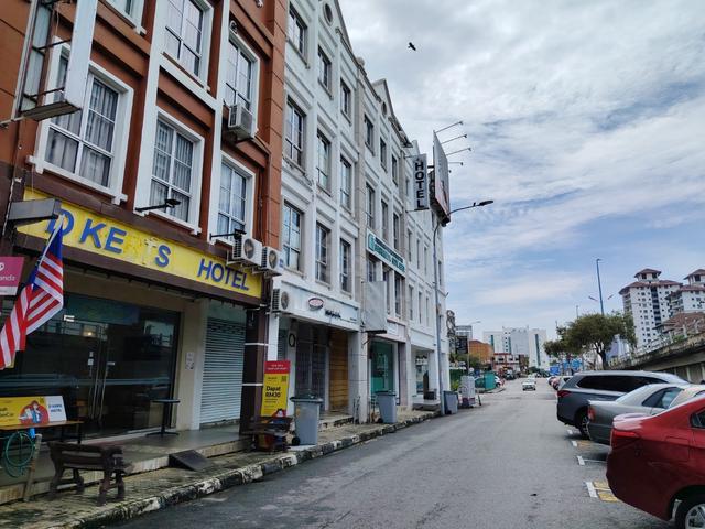 4-Storey Shoplot For SALE at Plaza Mahkota near Mahkota Parade Melaka 1