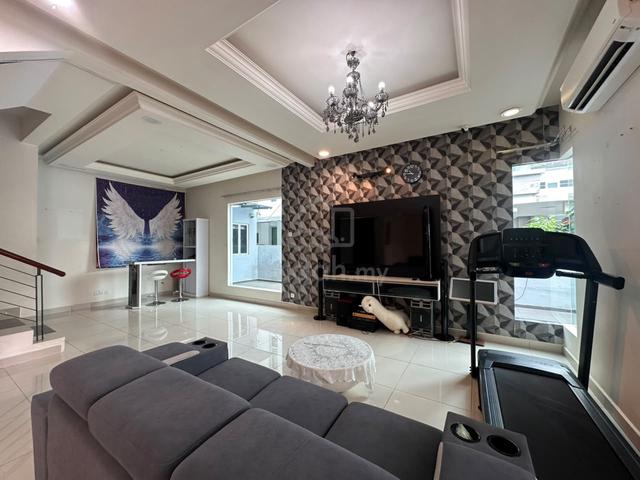 Bandar Parkland Klang 2 Storey Semi-D Cluster Renovated Unit For Sale 1