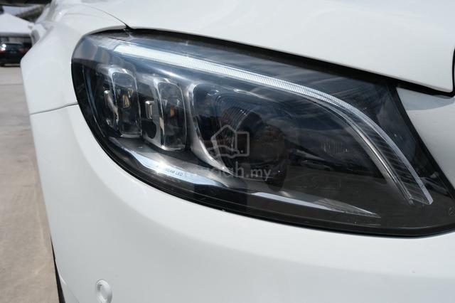 Mercedes Benz C300 2.0 AMG 4 DOOR 3 YRS WARRANTY - 5