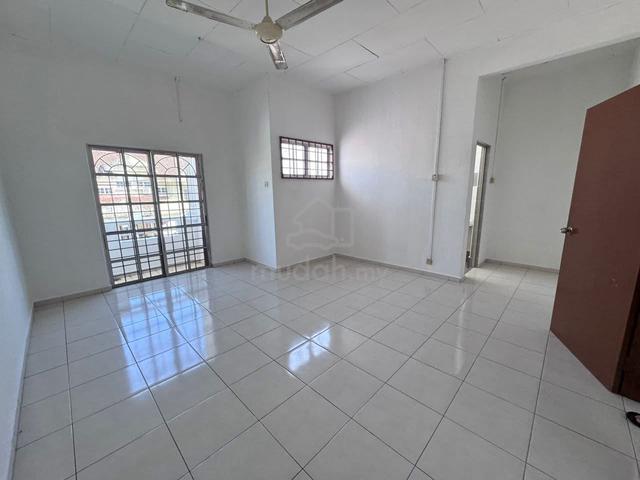 Melaka City Bukit Cheng Double Storey House 4 room & 3 bathroom 1