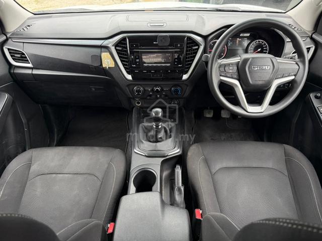 2022 Isuzu D-Max 1.9L 4x4 (MT) - 4