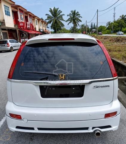 2003 Honda STREAM 2.0 iV (A) - 3