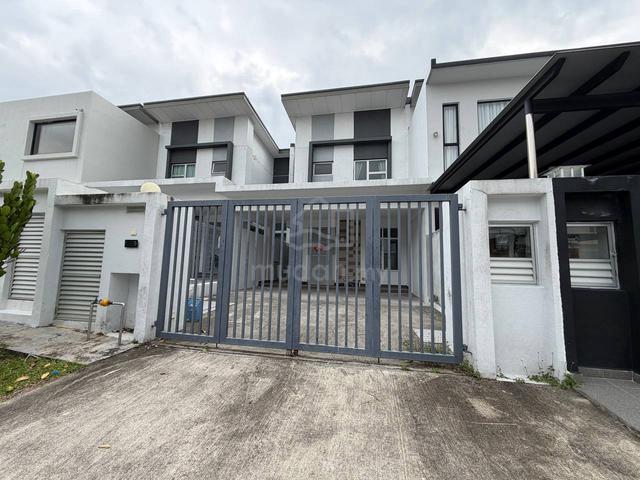 Ayera Residence 2 Storey House for RENT Permas ria rinting 1