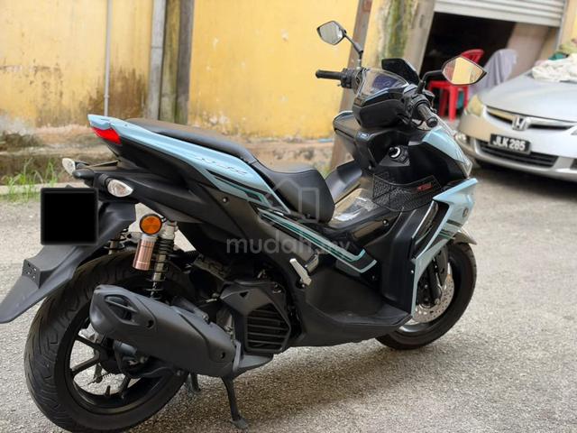 PROMO low km Yamaha NVX 155 v2 abs NVX155 fulloan - photo 4 of 5