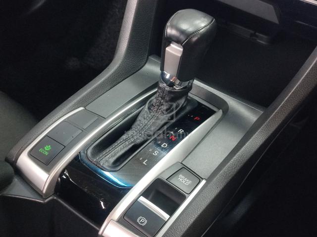 2016 Honda CIVIC 1.8L i-VTEC (A) - 5