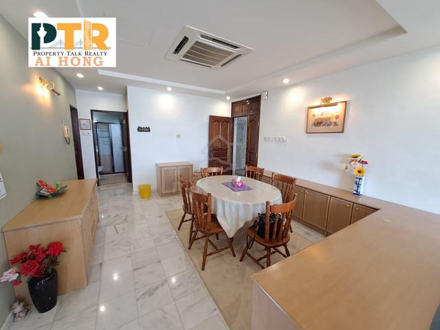 Gurney Villa 1