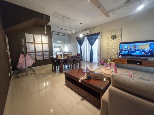 Aspira Lakehomes Double Storey Endlot 32x75 Renovated Unblock View 1