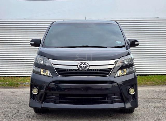 2013 Toyota VELLFIRE 2.4 Z GOLDEN EYES SUNROOF - 2