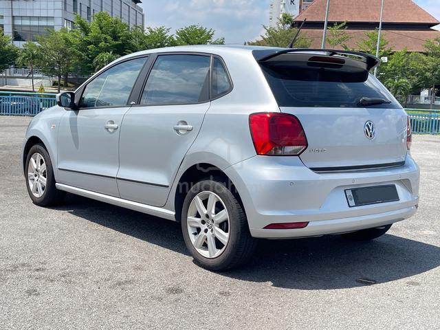 Volkswagen POLO 1.6 AUTO HATCHBACK ORIGINAL COND - 2