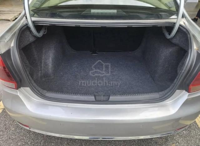 2016 Volkswagen VENTO 1.2 TSI HIGHLINE (A) - 4