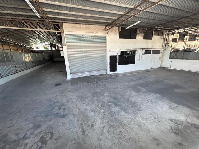 1.5 storey Semi D Factory at Sri Rapat, Ipoh 1