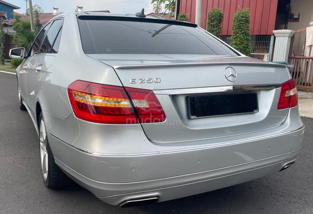 2013 Mercedes Benz E250 CGI BlueEFCY - 4