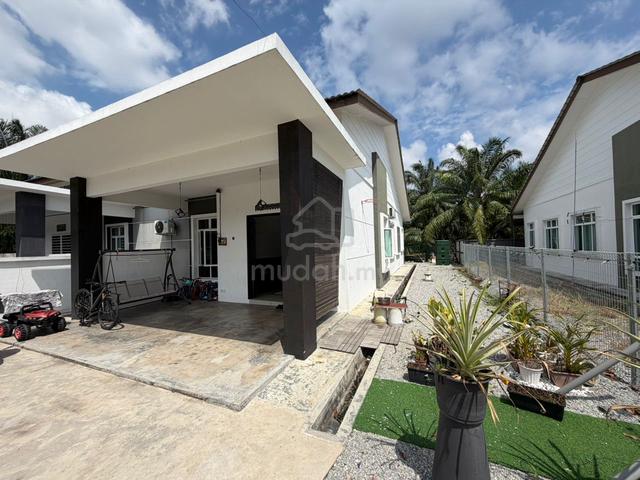 Semi D Setingkat Parit Raja Muar 1