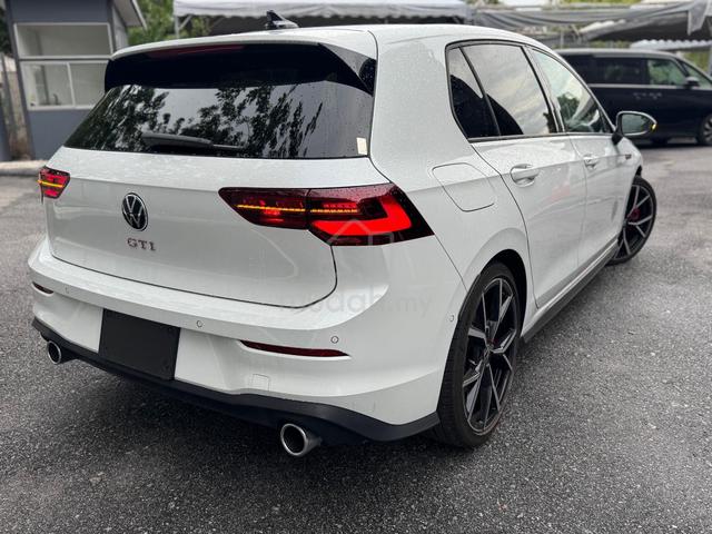 Volkswagen GOLF 2.0 GTI MK8 NEW CAR UNREG JPN 5A - 3