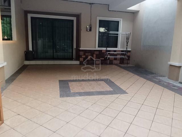 Facing Field Easy Parking Botani Seri Botani Palma 1