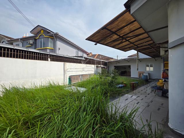 kempas indah end-lot unblock big double storey terrace house bukit 1