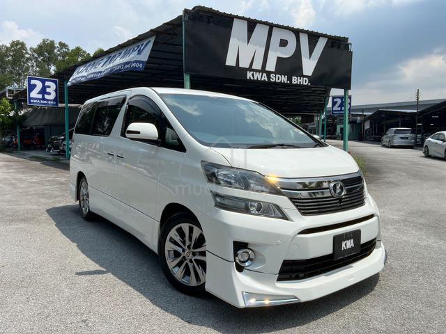 2011 Toyota VELLFIRE 2.4 Z PLATINUM ZP POWER BOOT - 1