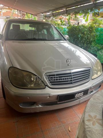 Mercedes S280 2.8 (A) Vip plate no 666 - 1