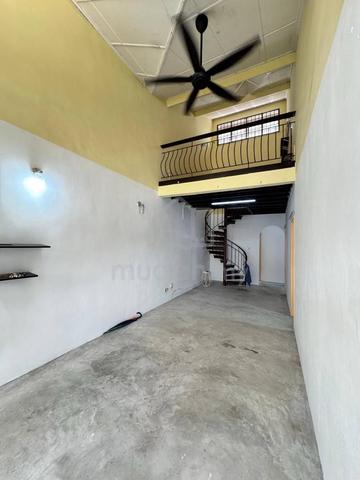 Taman Molek Terrace House For Rent 1
