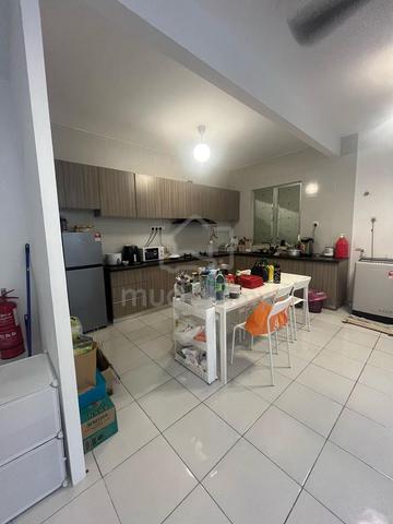 Residensi Adelia 1