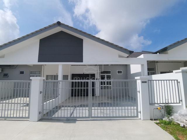 Taman Bukit Perdana Kluang Beautiful Single Storey Terrace For Rent 1