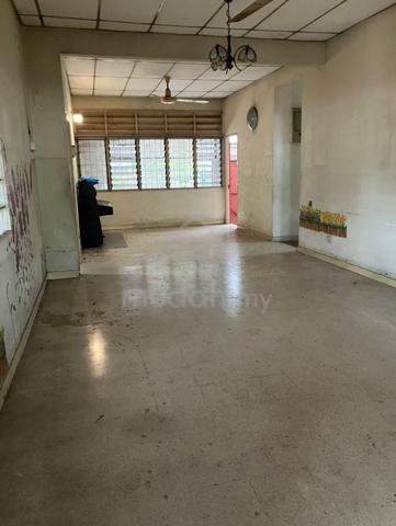 HAMILTON ROAD MAIN ROAD COMMERICIAL Bungalow La-6650sqft 1