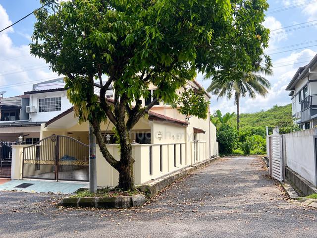 END LOT FACING OPEN🌟🌟Double Storey, Taman Bunga Negara, Seksyen 27 1