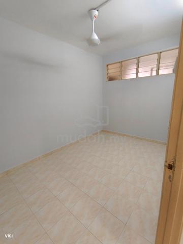Permai Lake View Apartment 5