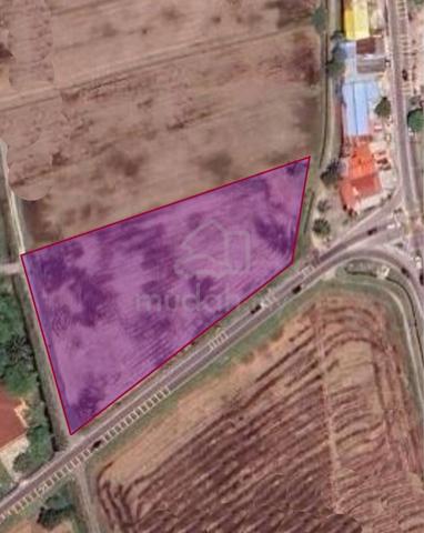 FIRST GRADE ‼️FREEHOLD ‼️TEPI JALAN UTAMA Tanah Lot Pasir Gebu, PENAGA 2