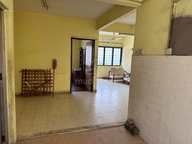 Goodyear Court 2 1