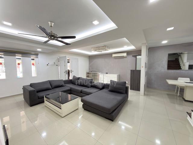 Mount Austin Jln Mutiara Emas Double Storey For Rent 1