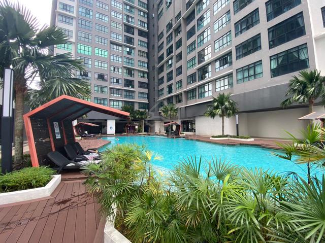 Room- Conezion Putrajaya- New Unit for Ladies- 5-min Walk to IOI Mall 1
