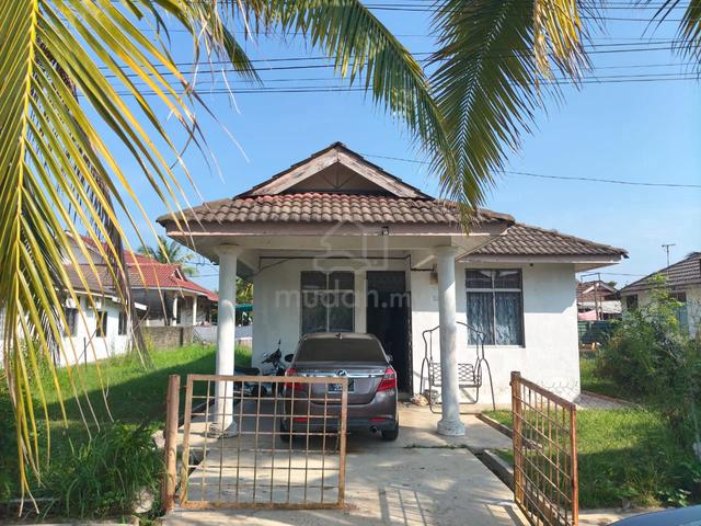 Banglo sungai isap damai murah 1