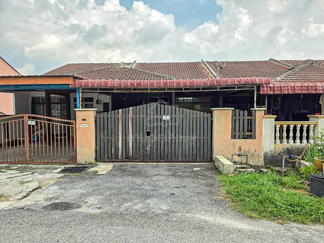 Huge Renovated 1-Storey Terrace Jalan Kasturi, Bukit Beruntung 1