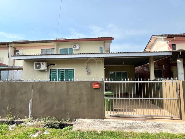 CORNER, Double Storey, BATU 18 1
