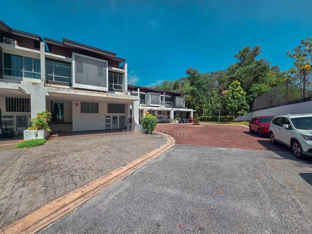 FACING OPEN 3 Storey Terrace House Schumann Symphony Hills Cyberjaya 1