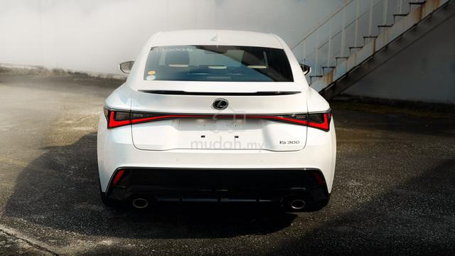2022 Lexus IS300 2.0 F-SPORT (A) - 5