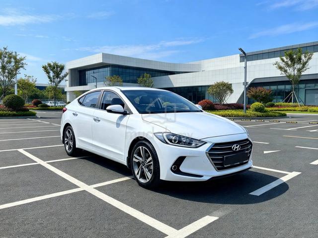 TRUE YEAR 2018 Hyundai ELANTRA 2.0 (A) ALCANTARA - 1